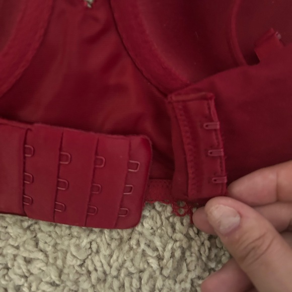 Set of 2 Body By Victoria Lined Demi Lace Bras - Picture 8 of 9